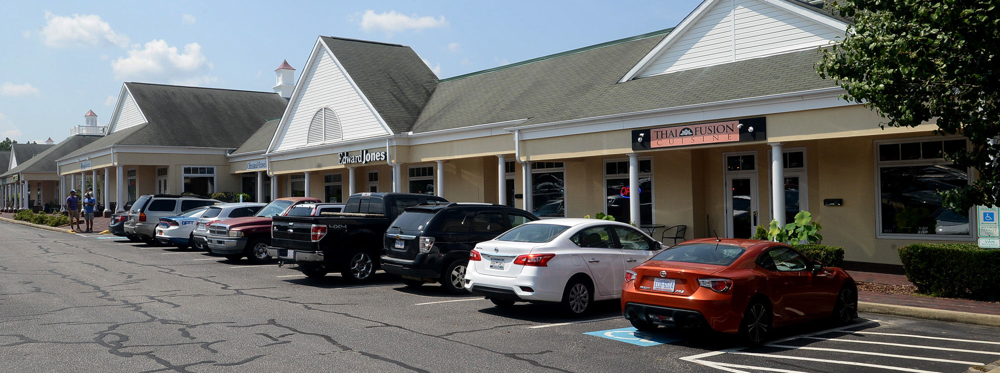 Olmstead Shopping Center in Pinehurst